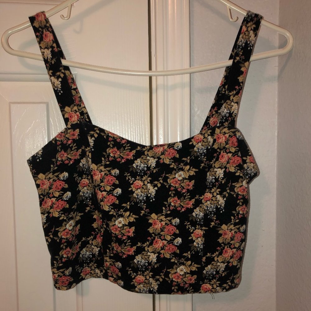 Forever 21 Flower Crop  Top - Medium